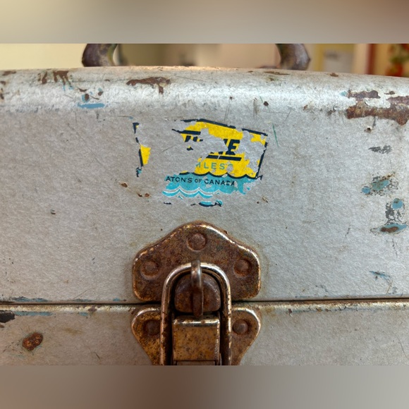 Rustic Union Steel Chest Tackle Box - Picture 2 of 8